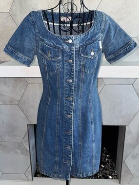 Vintage 90's Guess Denim Mini Jean Dress A Georges Marciano Design ❤️
